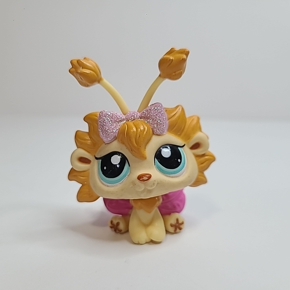 Littlest Pet Shop #2608 Lion LPS Fairy Dandelion Garden Fairies Glistening